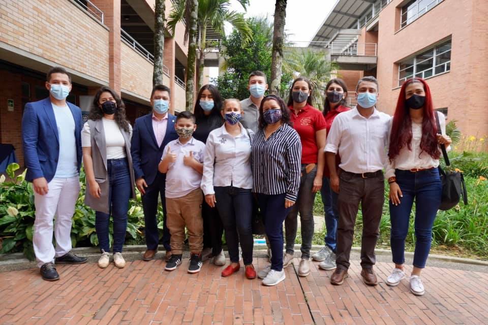 216874099_3962412530533921_8852615148088571003_n