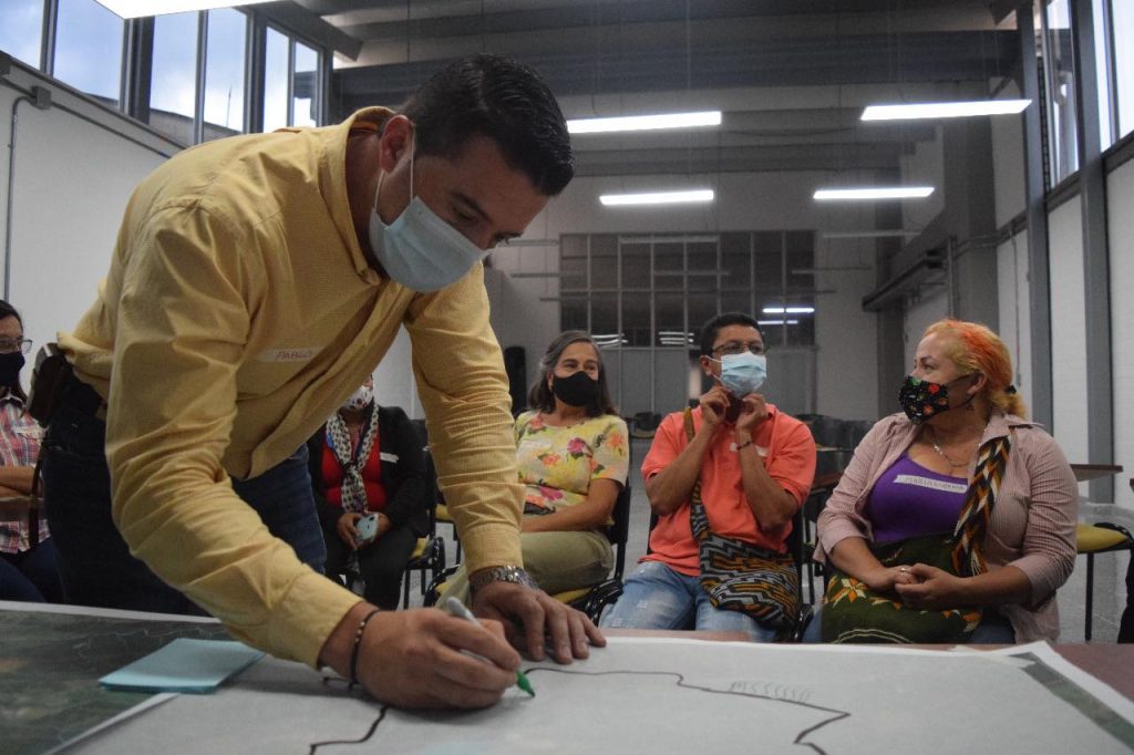 251162897_4316961351745702_5095509762921606066_n